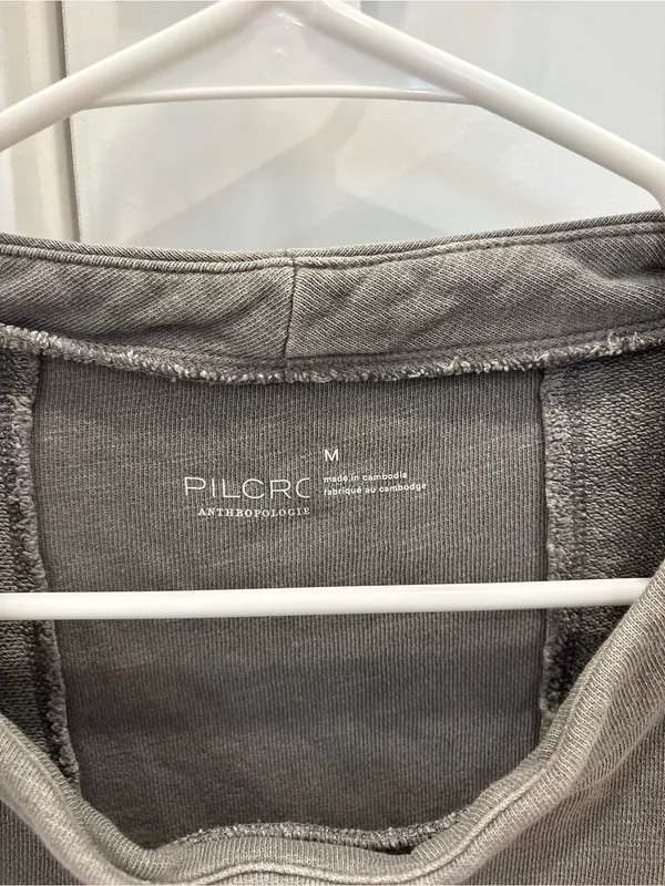 Pilcro by Anthropologie Grey Washed Crewneck Size Meidum - Image 3