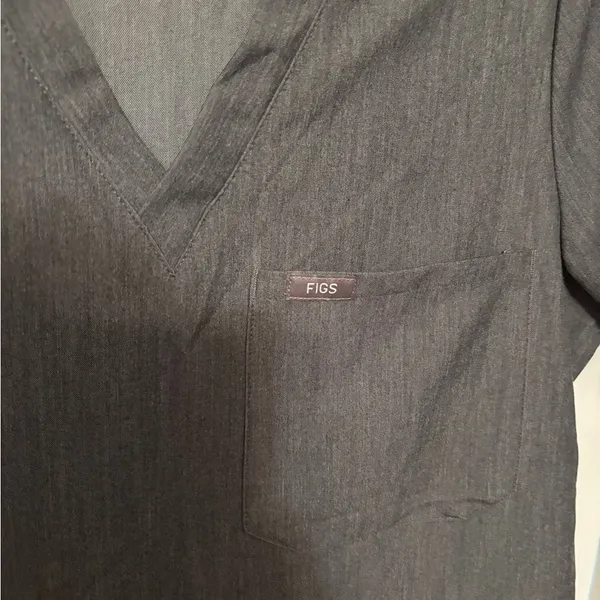 FIGS Catarina One-Pocket Scrub Top™ in Graphite size small - Image 2