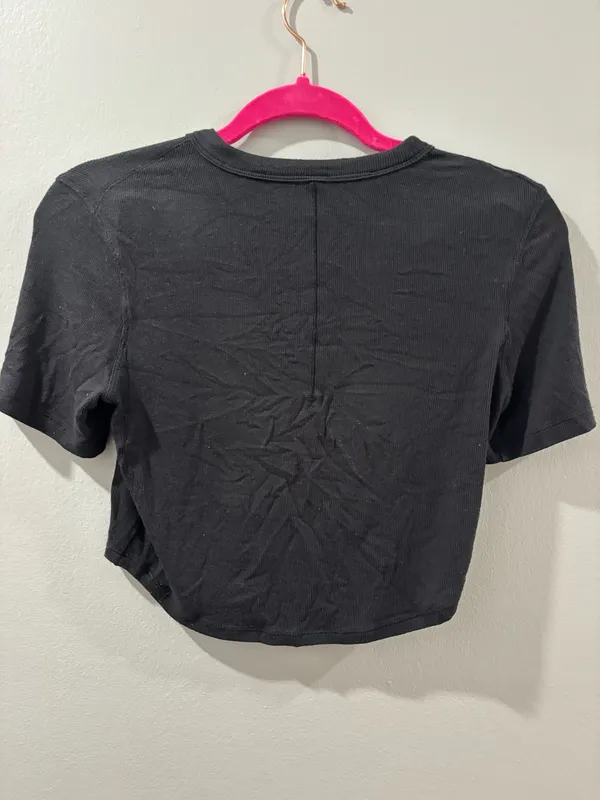 Lululemon Hold Tight Cropped T-Shirt - Image 4