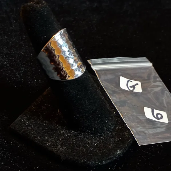 Statement Silver tone Hammered Wide Cigar Band Ring Size 6 - Image 4