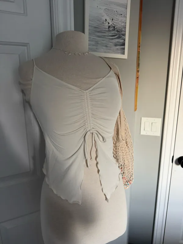 H&M Off-White Flowy Top - Image 2