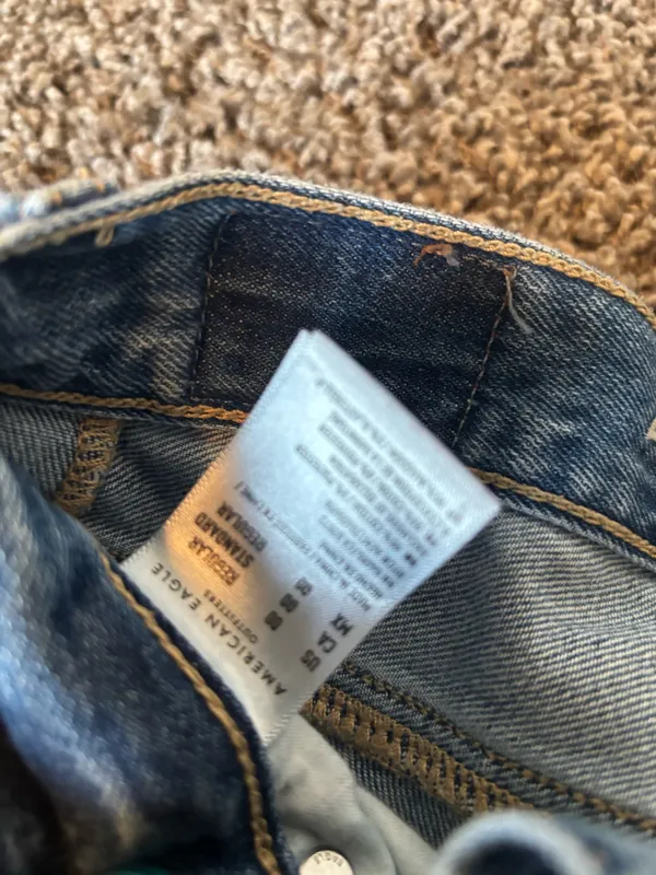 American Eagle Jeans Mom - Image 3