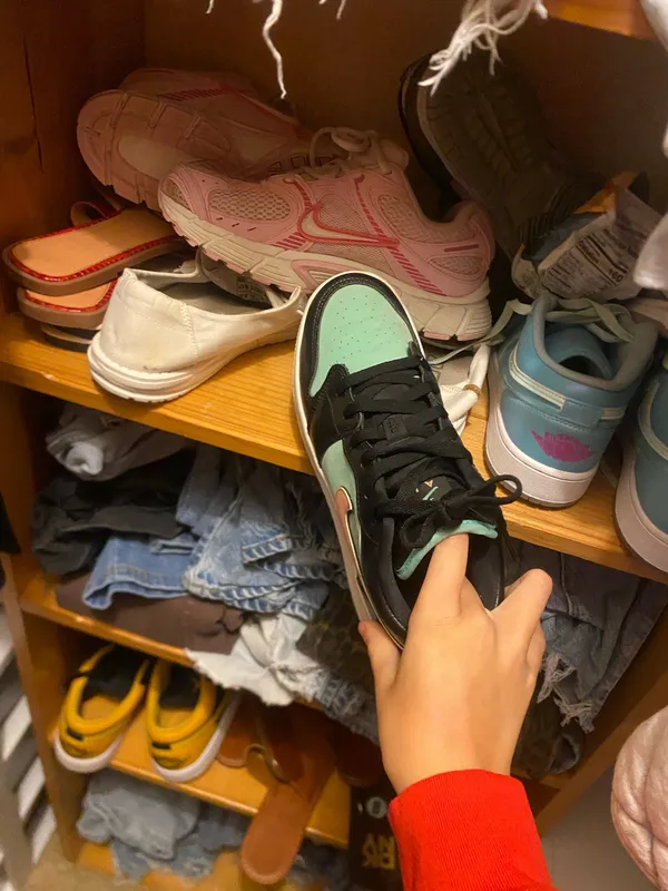 & Other Stories Nike dunks size 6.5 - Image 3
