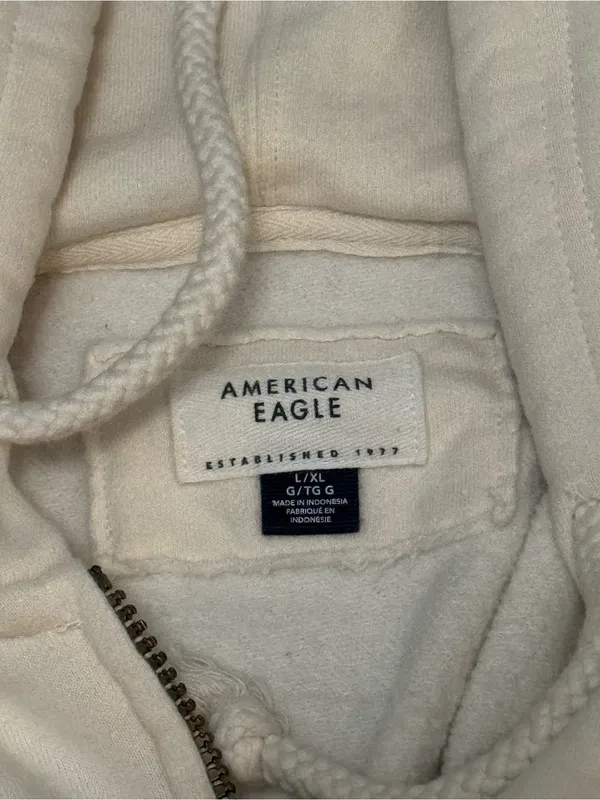 American Eagle white zip up hoodie Size L/XL #loungewear #cozy - Image 2