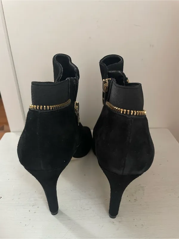 Marc Fisher Black Suede Peep-Toe Ankle Booties with Gold Zip - Image 4