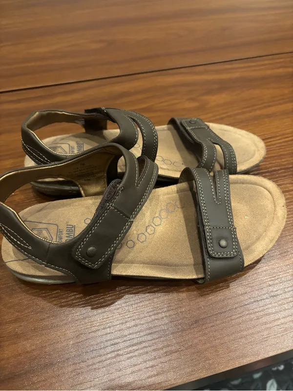 Khombu Brown Comfort Sandals Straps Size 7 Walking - Image 2