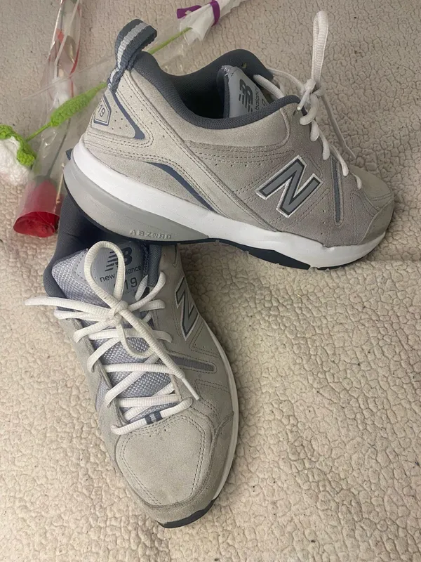 Man's Sneakers & Athletic Shoes New Balance size 88& - Image 4