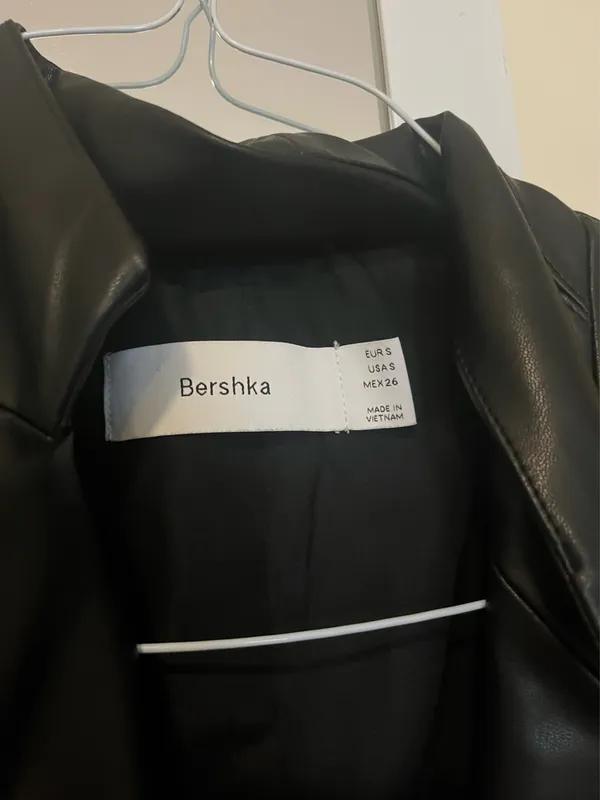 Black Leather Jacket Bershka - Image 2