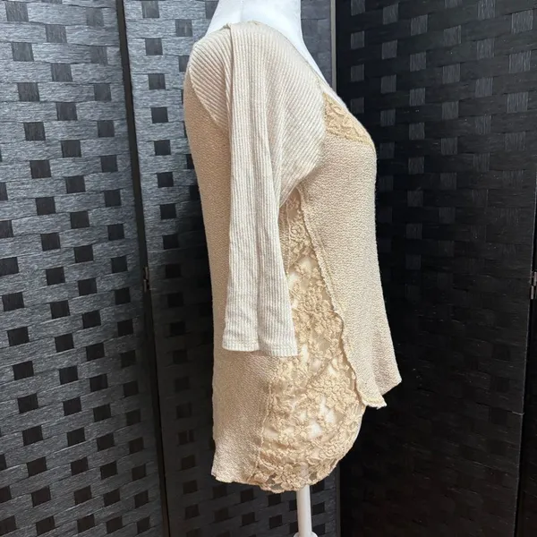 Free People We The Free Top Beige Lace Mixed Media Boho Waffle‎ Knit Casual M/L - Image 2