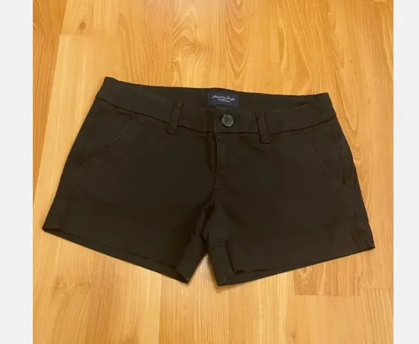 American Eagle Sz 2 Fantastic Black Casual Shorts Super Stretch - Image 2
