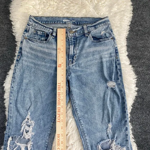 Old Navy Medium Wash Distressed Denim Jeans Boyfriend Mid Rise Grunge Alt Edgy - Image 3