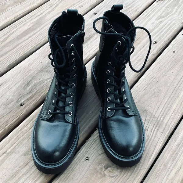 Modern chunky platform combat boots 🖤🖤🖤 - Image 2