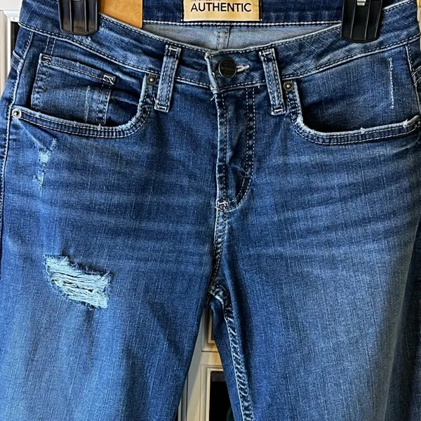 SILVER JEANS Authentic The Curvy Boyfriend Jean Size 4 NWT - Image 3