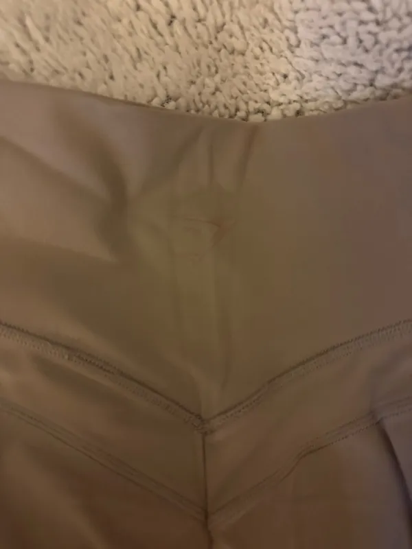 Gymshark x Whitney Shorts Biker - Image 3