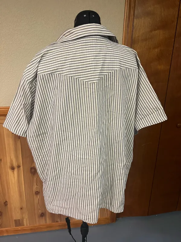 Wrangler Men’s striped western button down - Image 4