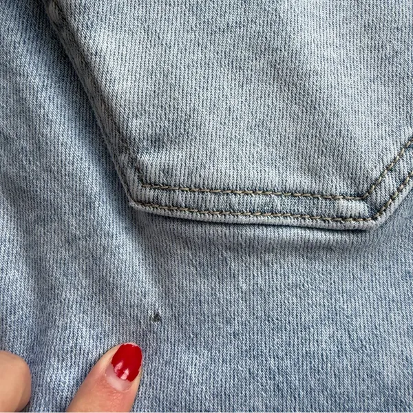 Studio Blue Straight Leg Light Wash Jeans Size 27 Flaws - Image 3