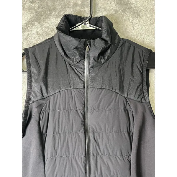 Lululemon Down for It All Vest Psychic Black Size 8 Running Puffer Athletic - Image 2