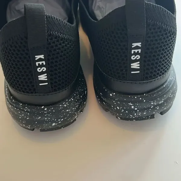 KESWI Women's Black Speckled Athletic Slip On Uniform Shoes, Size 7, NWT - Image 6