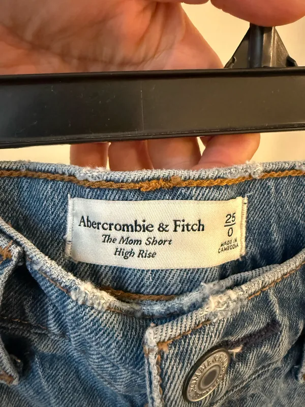 Abercrombie High-Rise Mom Shorts - Image 3
