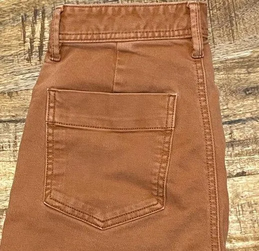 Gap High-Waisted Jeans - Image 3