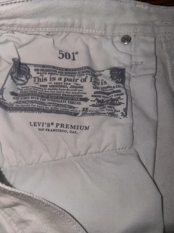 Levi’s 501 Denim Shorts - Image 4