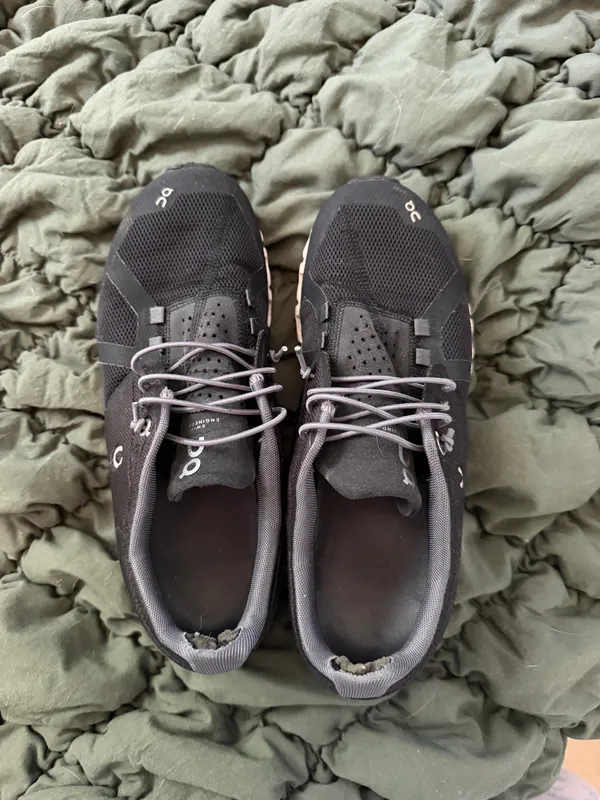 On Cloud Shoes - Image 2