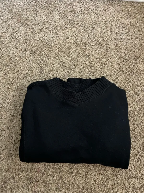 Aerie Oversized Black Sweater - Image 3