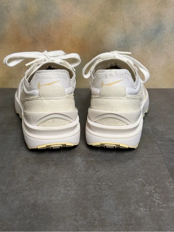Nike Waffle One Essentials Women Sneakers DM7604-100 Summit White Fossil Sz 8.5 - Image 8