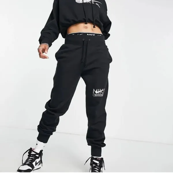Nike Woman’s Swoosh  Fleece Joggers Pants - Image 6