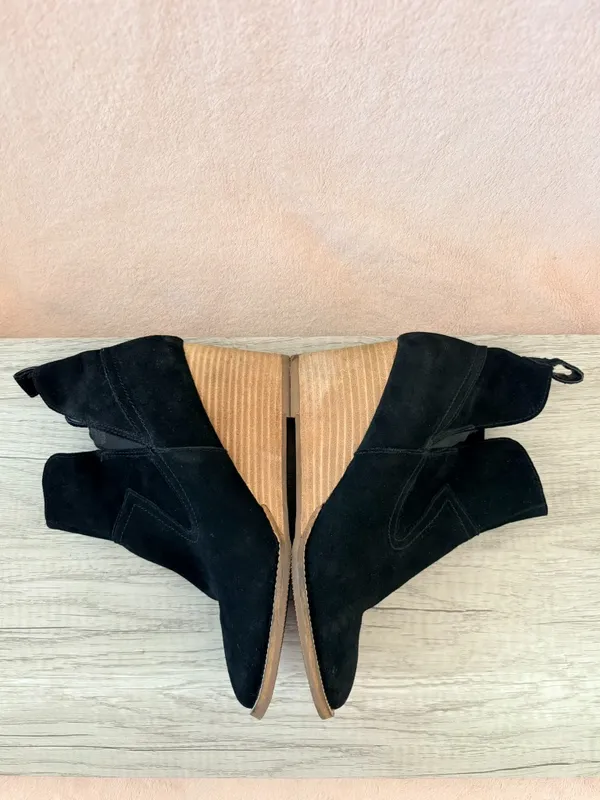 Blondo Irving Stacked 2.75" Wedge Ankle Boot Waterproof Black Suede B6564 9.5 - Image 6