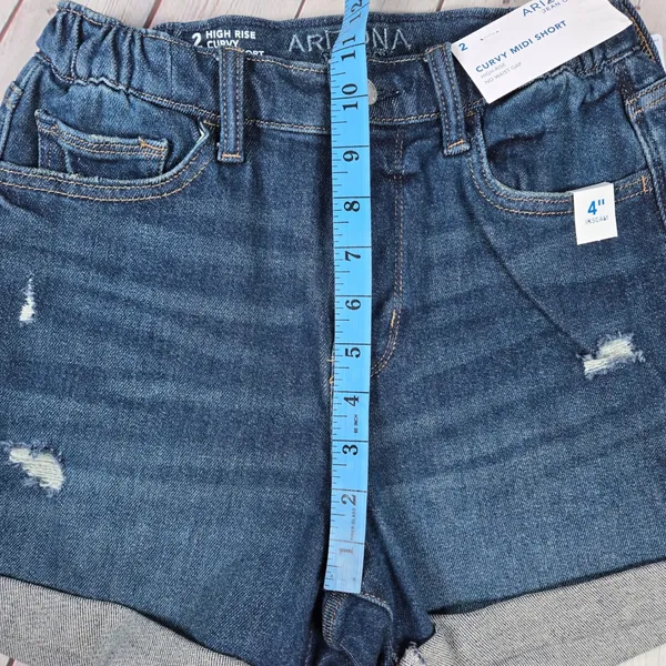 Arizona Jeans Co Size 2 High Rise Curvy Midi Denim Shorts‎ Distressed Cuffed - Image 7
