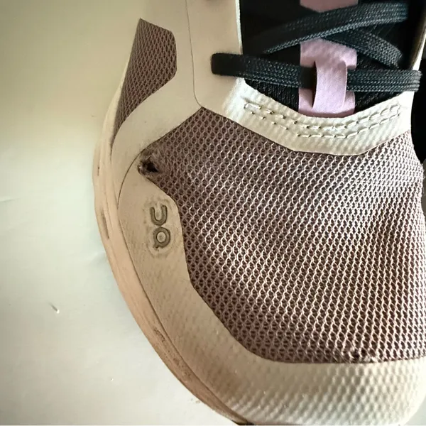 On Cloudrunner Running Shoes in the Heron/Black Colorway. Size 7.5 - Image 9
