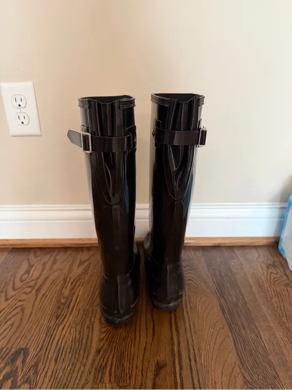 Hunter Black Original Adjustable Gloss Talk Rain Boots - Image 8