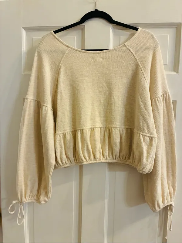 Women’s Aerie Brand Cream Peplum Pullover Top Size Medium Oversized - Image 5