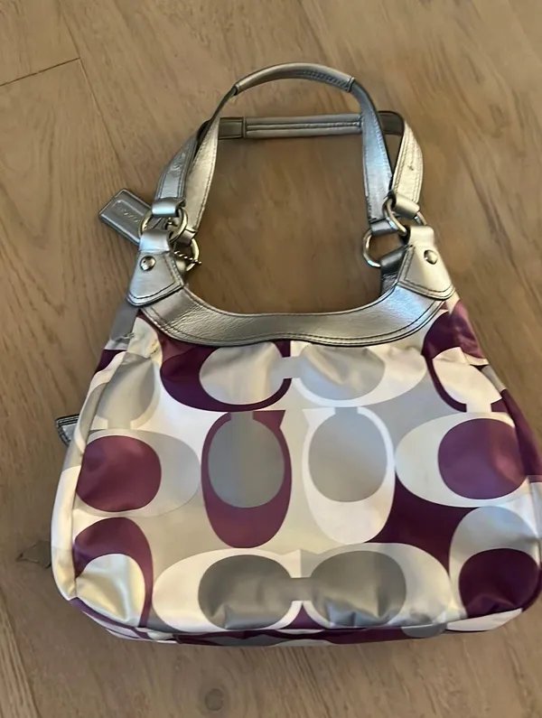 Coach Y2K Soho Scarf Print Shoulder Bag - Image 5