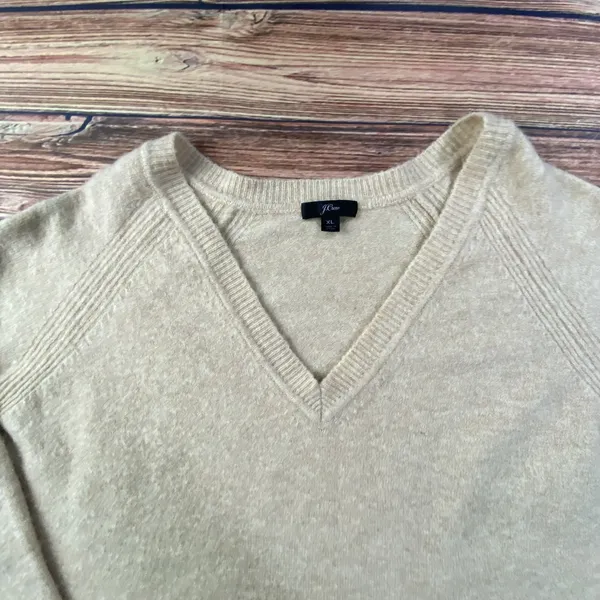 J Crew Sweater Womens XL Tan Merino Wool Alpaca V Neck Long Sleeve Super Soft - Image 4