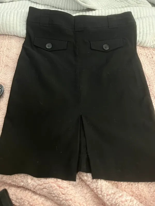 NWOT Size 6 Black Pencil Straight Skirt - Image 6