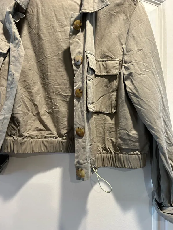 Amazon Cropped Utility Jacket - Image 3