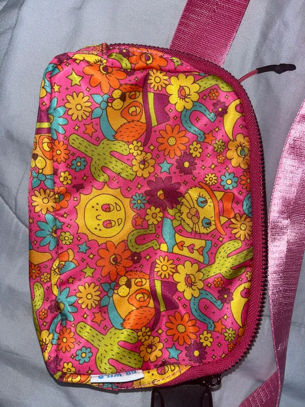 Pink Crossbody/Fannypack bag - Image 2