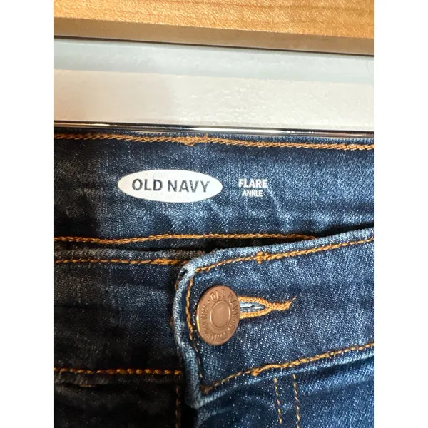 Old Navy dark wash Flare Ankle jeans - Image 5