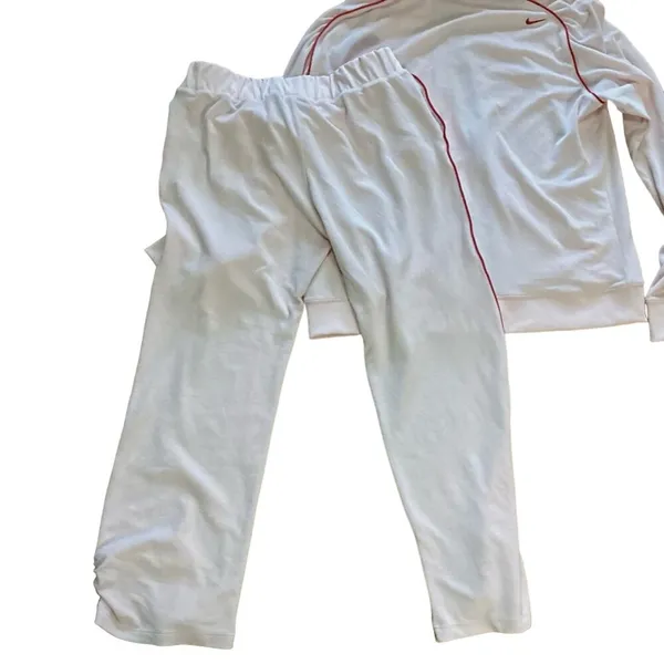 Nike Plush Sweatpants - Image 2