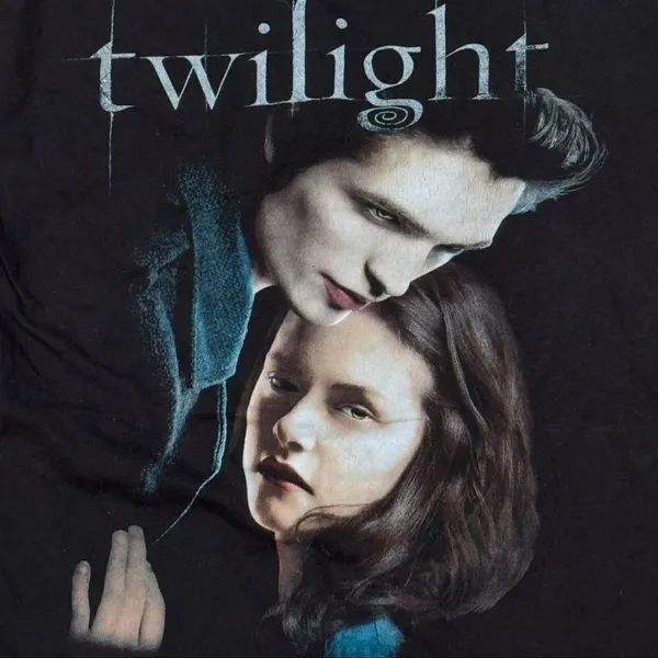 Twilight Edward Bella Short Sleeve Shirt Women’s Medium Y2K - Image 2