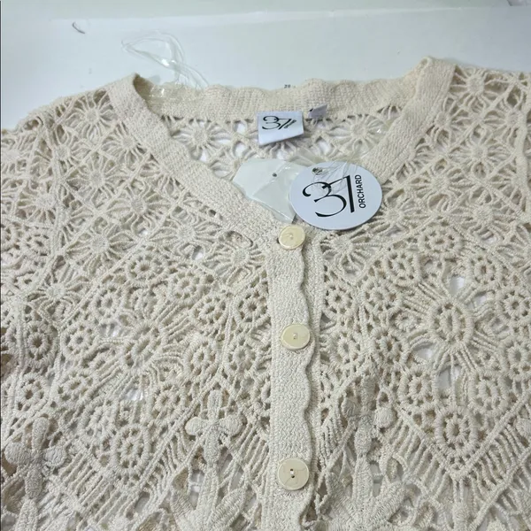 Cream Lace Crochet Blouse Size M - Image 16