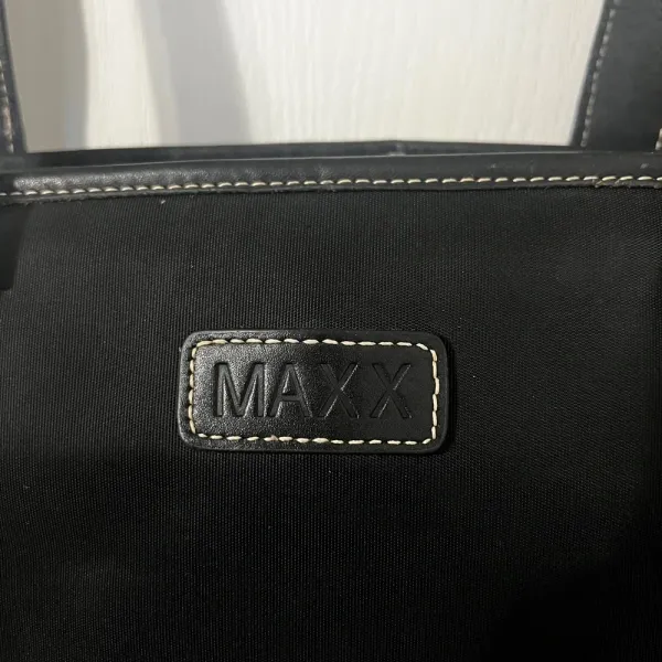 FINAL PRIce MAXX Black Nylon & Leather Tote / Shoulder Handbag - Image 2