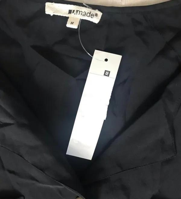 LAmade 100% Silk Dress WMNS Sz M NWT -Has 1 minor flaw (Small hole) on the back bottom part. Condition is "New with small defects". - Image 3