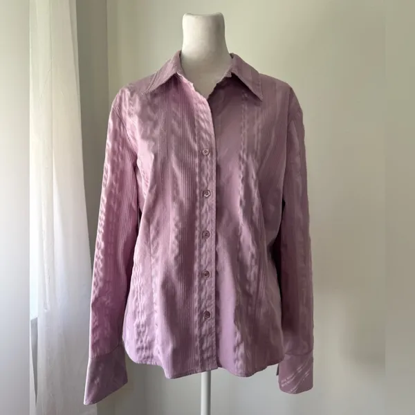 Vintage ‘90s Fred David Stretch Lilac Collared Long Sleeve Button Down Shirt - Image 2