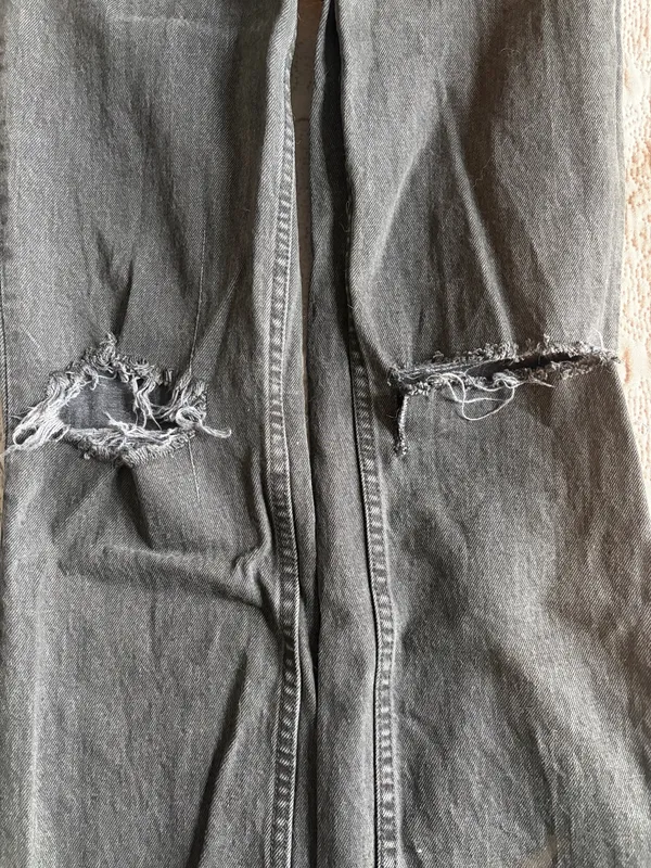 Abercrombie ultra high rise 90s straight Jeans - Image 4
