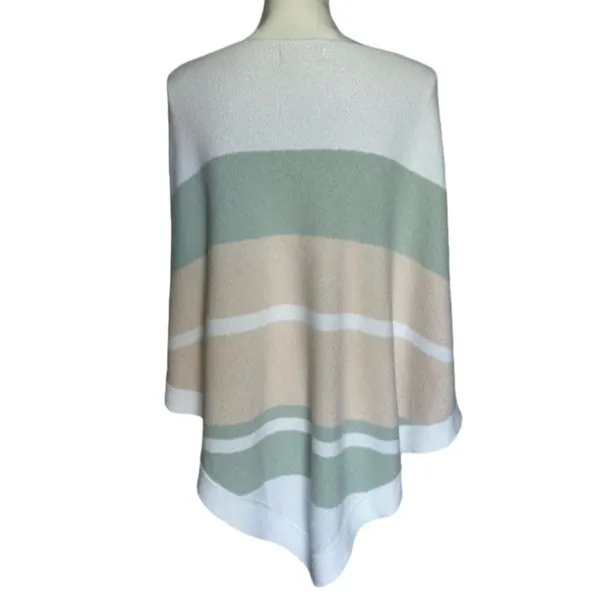 Barefoot Dreams CozyChic Ultra Lite Ocean Breeze Poncho - Image 7
