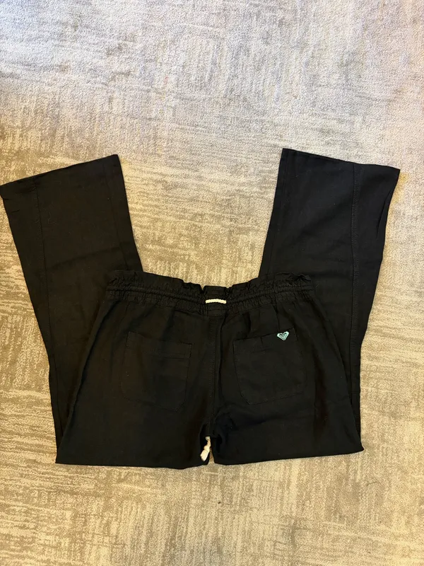 Like New Roxy Linen Black Wide Leg Drawstring Pants. Sz S - Image 3