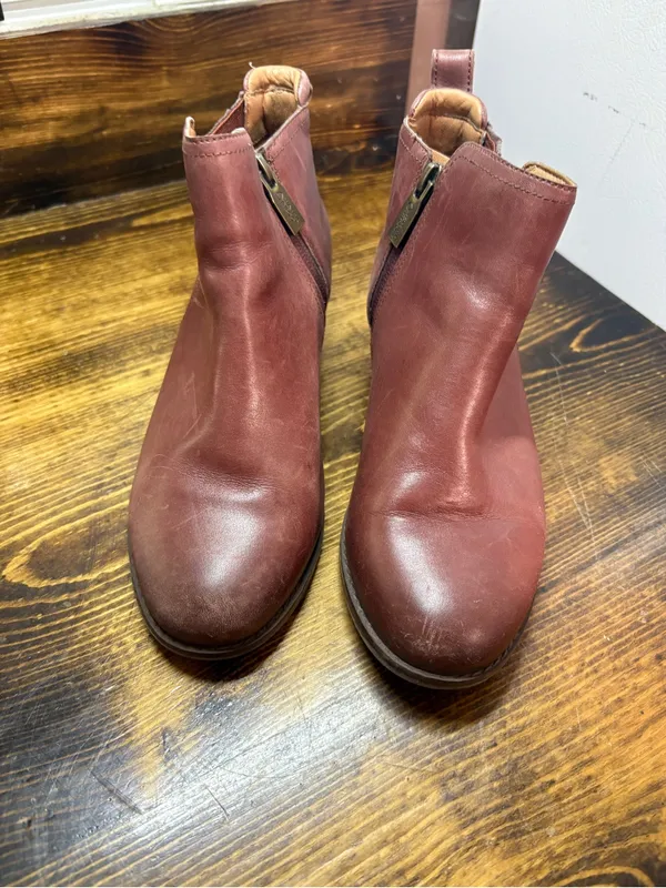 Vionic Brown Waterproof Ankle Boots Size 5 - Image 5